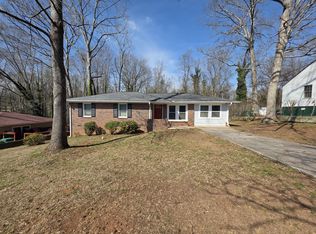 2086 Barberrie Ln, Decatur, GA 30032