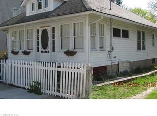 275 Prospect St, Norwich, CT 06360