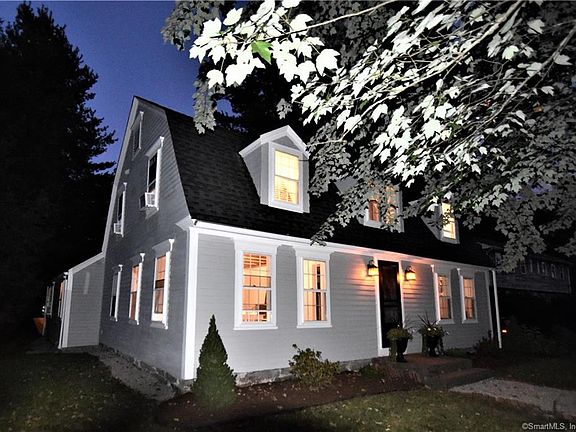 3rd image of 68 Water St