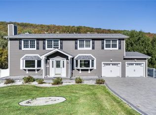 73 Washington Dr, Highland Mills, NY 10930