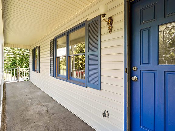 4th image of 1408 Saluda Dam Rd