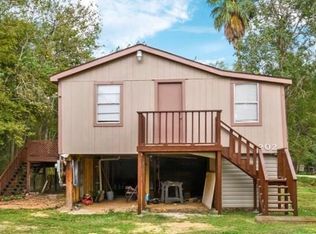 202 Snug Harbor Dr, Liverpool, TX 77577