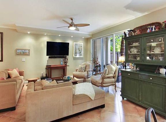 4th image of 3012 NE Quayside Ln