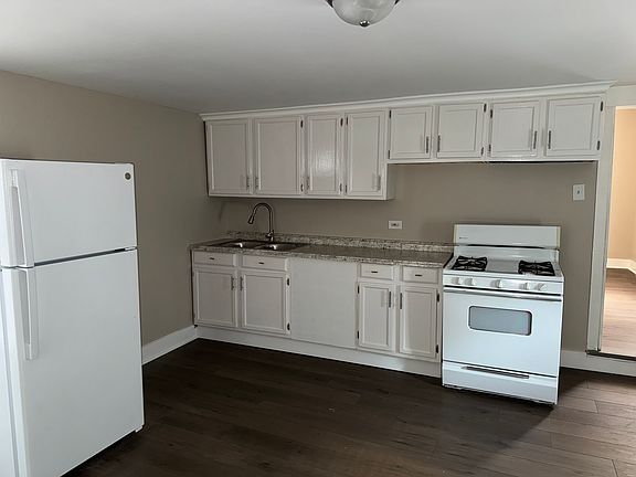 4th image of 1908 Sherman Ave Unit 2