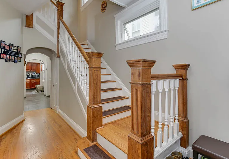 823 Shirley Ave — Photo 4