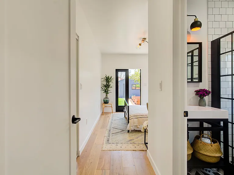 3412 Thorpe Ave — Photo 23