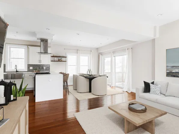 71 Savin St #2, Boston, MA 02119