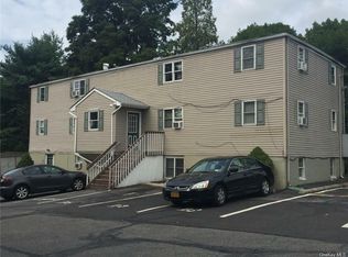 130 Washburns Ln APT 5, Stony Pt, NY 10980