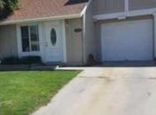 6893 Kern Dr, Riverside, CA 92509