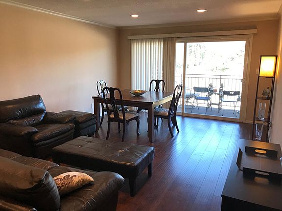 3rd image of 5252 Coldwater Canyon Ave APT 106