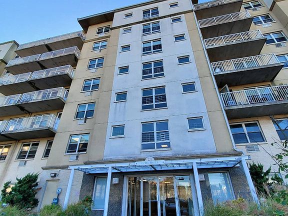 2nd image of 221 Eighty Beach St #2h-floor 2