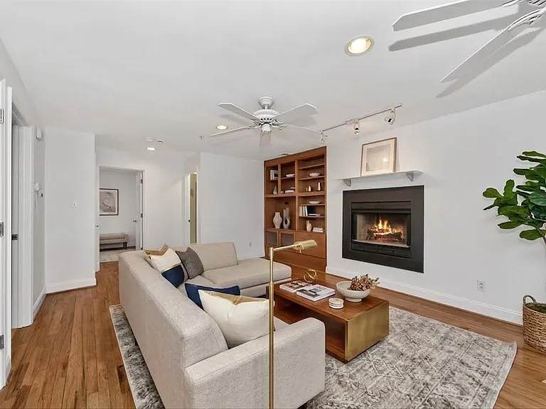 2801 Connecticut Ave NW #15 — Photo 4