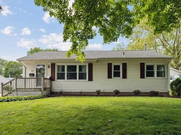 432 Woodbridge St, Waterloo, IA 50701