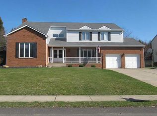 205 Meadowbrook Dr, Cranberry Township, PA 16066