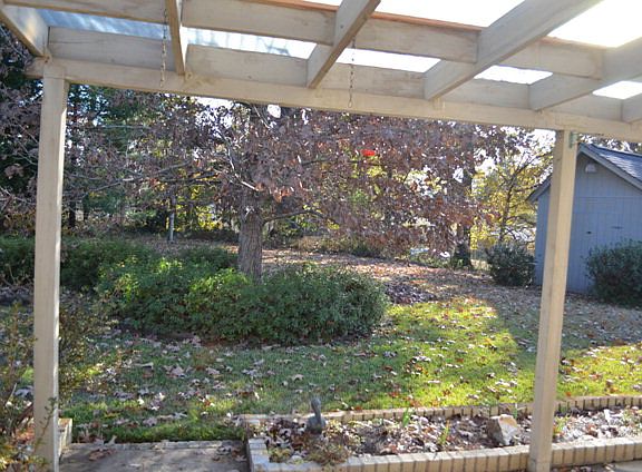 5th image of 510 Oakwood Dr