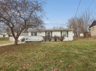1007 Titus Ave, Des Moines, IA 50315