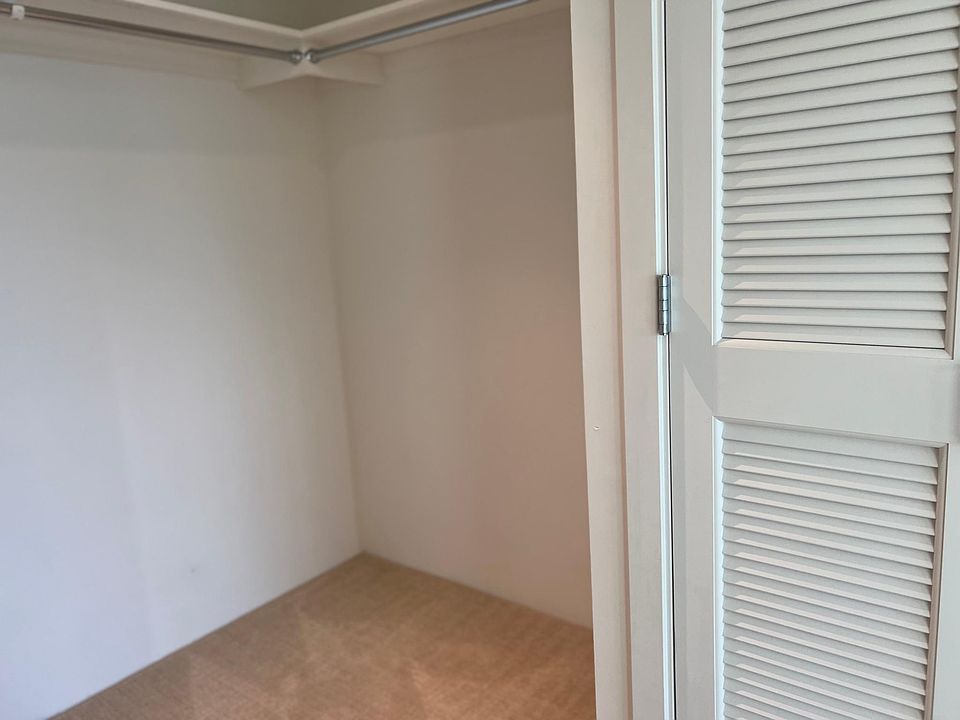 1st image of 600 Ala Moana Blvd #1306