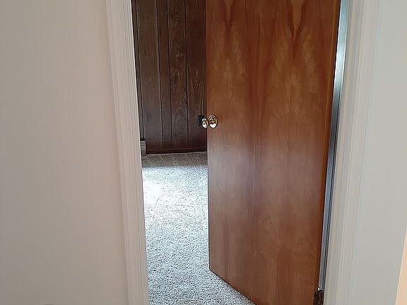 5th image of 425 Harrington Ave