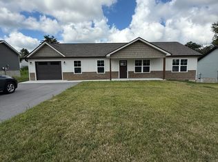 127 Sky View Meadow Dr, Crossville, TN 38555