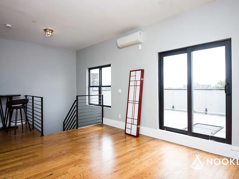271 Martense St #4R — Photo 7