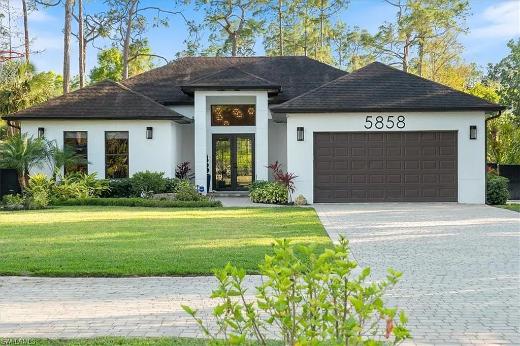 4 bed, 2.0 bath, 2432 sqft, $12,000 — Photo 2