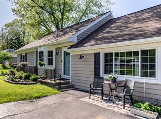 1541 Billington Rd, East Aurora, NY 14052