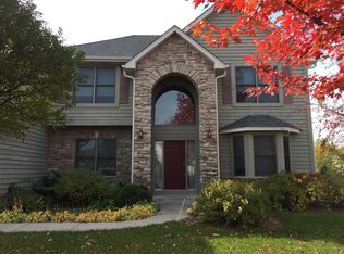 14264 Fossil Ln, Apple Valley, MN 55124