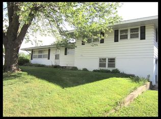 1205 Shady Ln, Macon, MO 63552