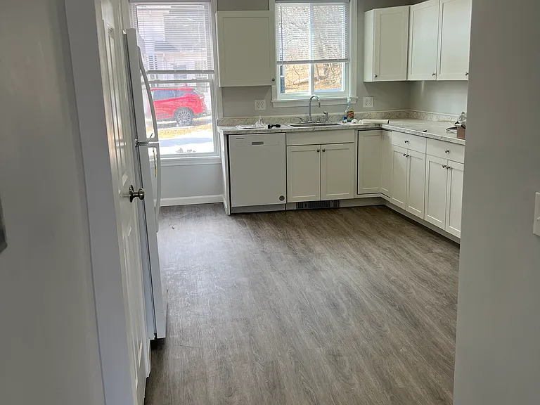1 Pleasant St #2 — Photo 2
