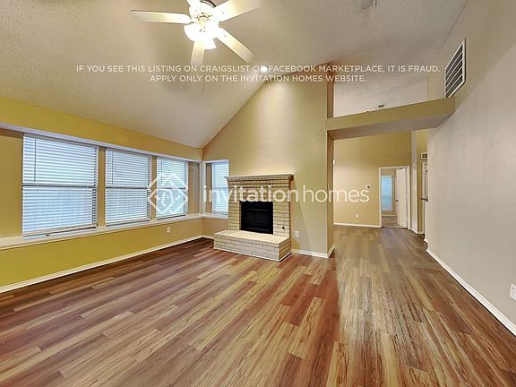 3rd image of 1811 Geary St