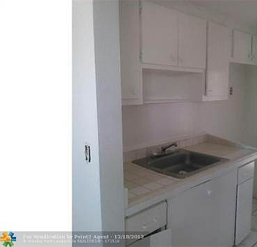 3rd image of 2506 Pierce St APT 1B