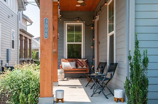 300B Tillman Ln #B — Photo 6