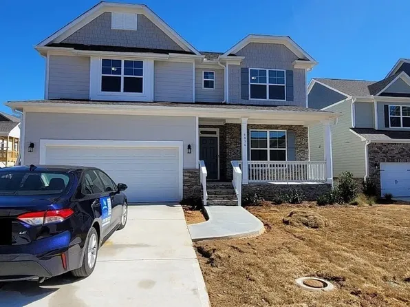 6836 Benjamin Dr, Flowery Branch, GA 30542