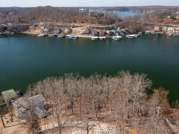 7 Wilmore Rd, Lake Ozark, MO 65049