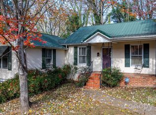 246 N Anderson St, Morganton, NC 28655
