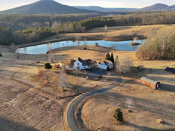 2nd image of 436 Chimney Rock Rd