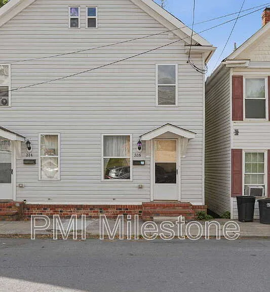 316 N High St — Photo 1