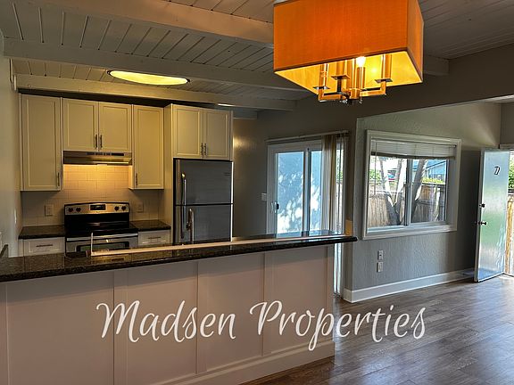 4th image of 2925 Godman Ave #11191196