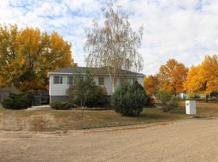 804 S Gallatin St, Glendive, MT 59330