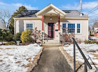 552 Toepfer Ave, Madison, WI 53711