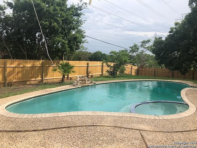 1st image of 16903 Vista Briar Dr