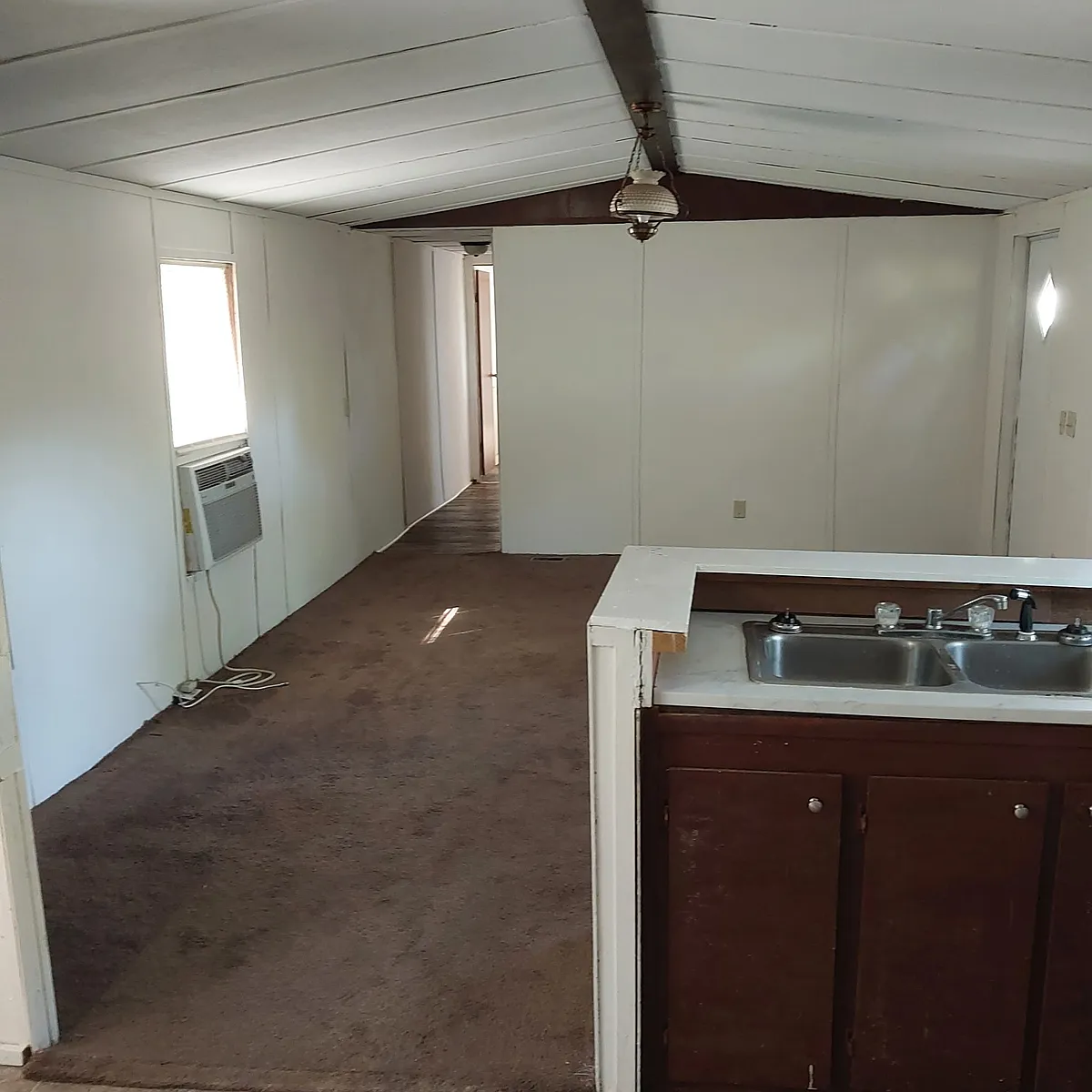 Building Photo - 208 Ridgeway Dr