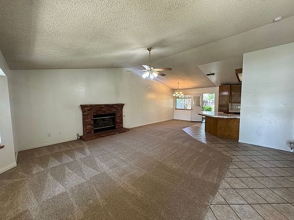 2nd image of 2609 Violet Ct