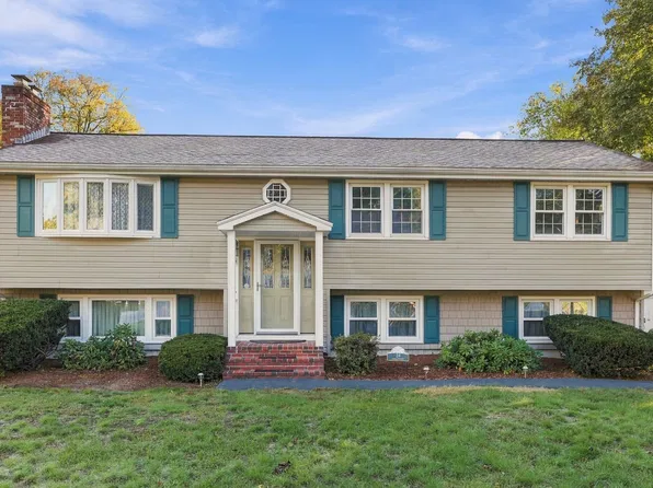 26 Guild St, Lowell, MA 01852