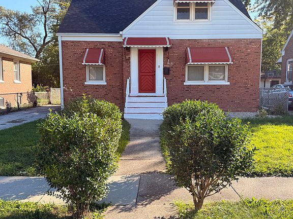 3rd image of 14131 Manor Ave