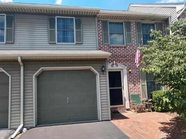 386 Tamarack Dr, Allentown, PA 18104