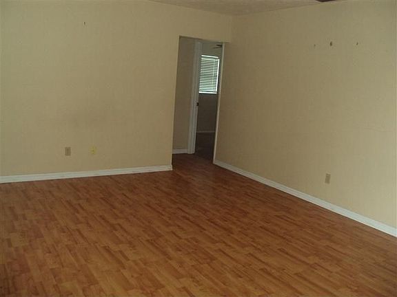 5th image of 1567 NE Livingston St