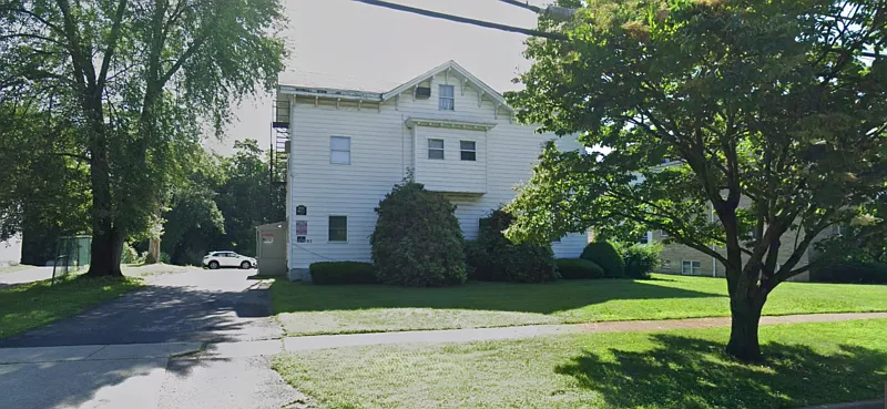 2 bed, 1.0 bath, $1,850 — Photo 3