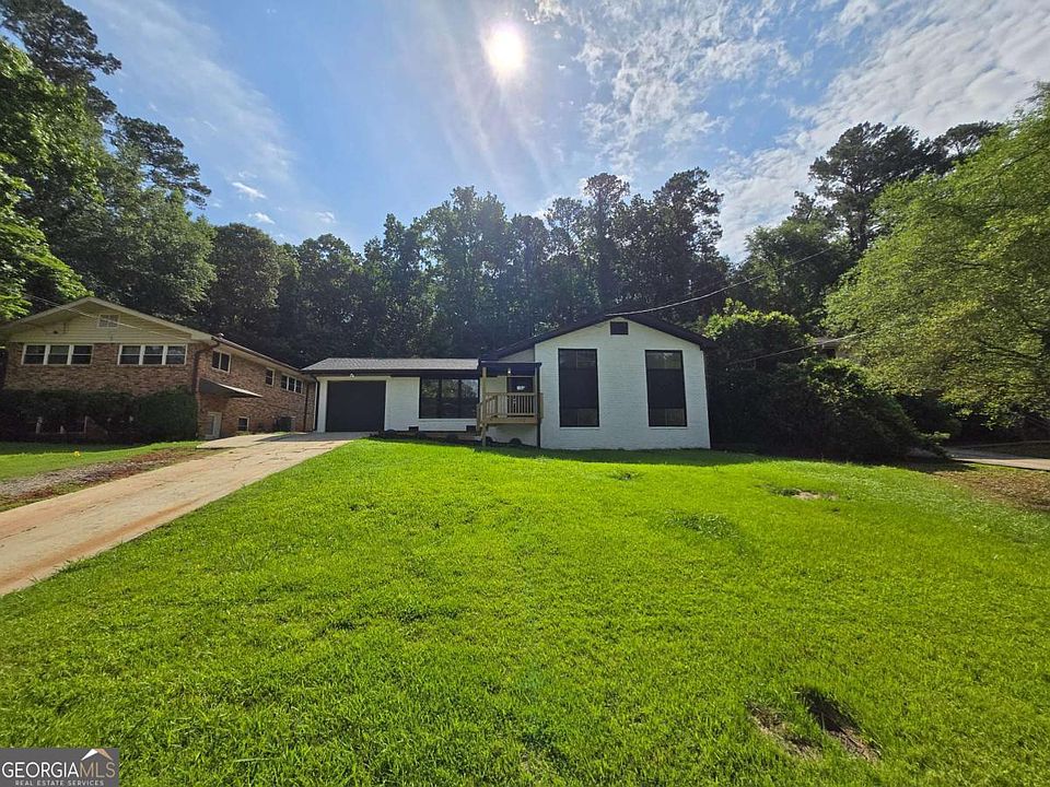 1st image of 2400 Glenrock Dr