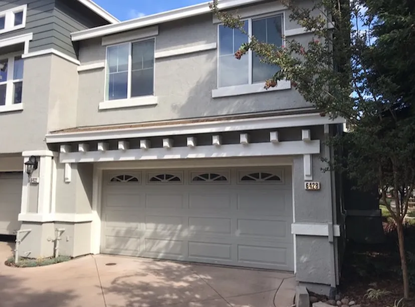 3 bed, 2.5 bath, 1401 sqft, $3,300 — Photo 1